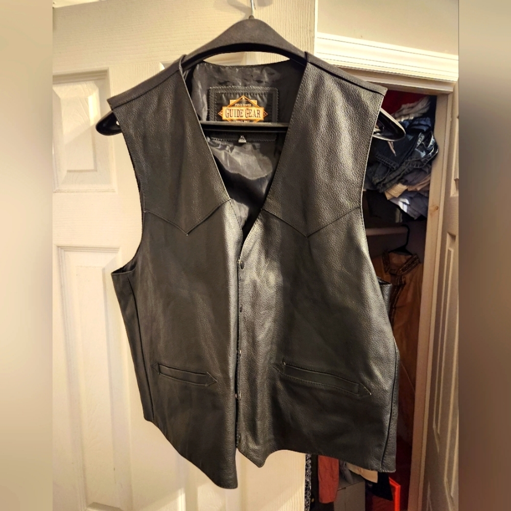 Guide Gear leather vest